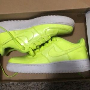 Air Force 1 lv8 uv